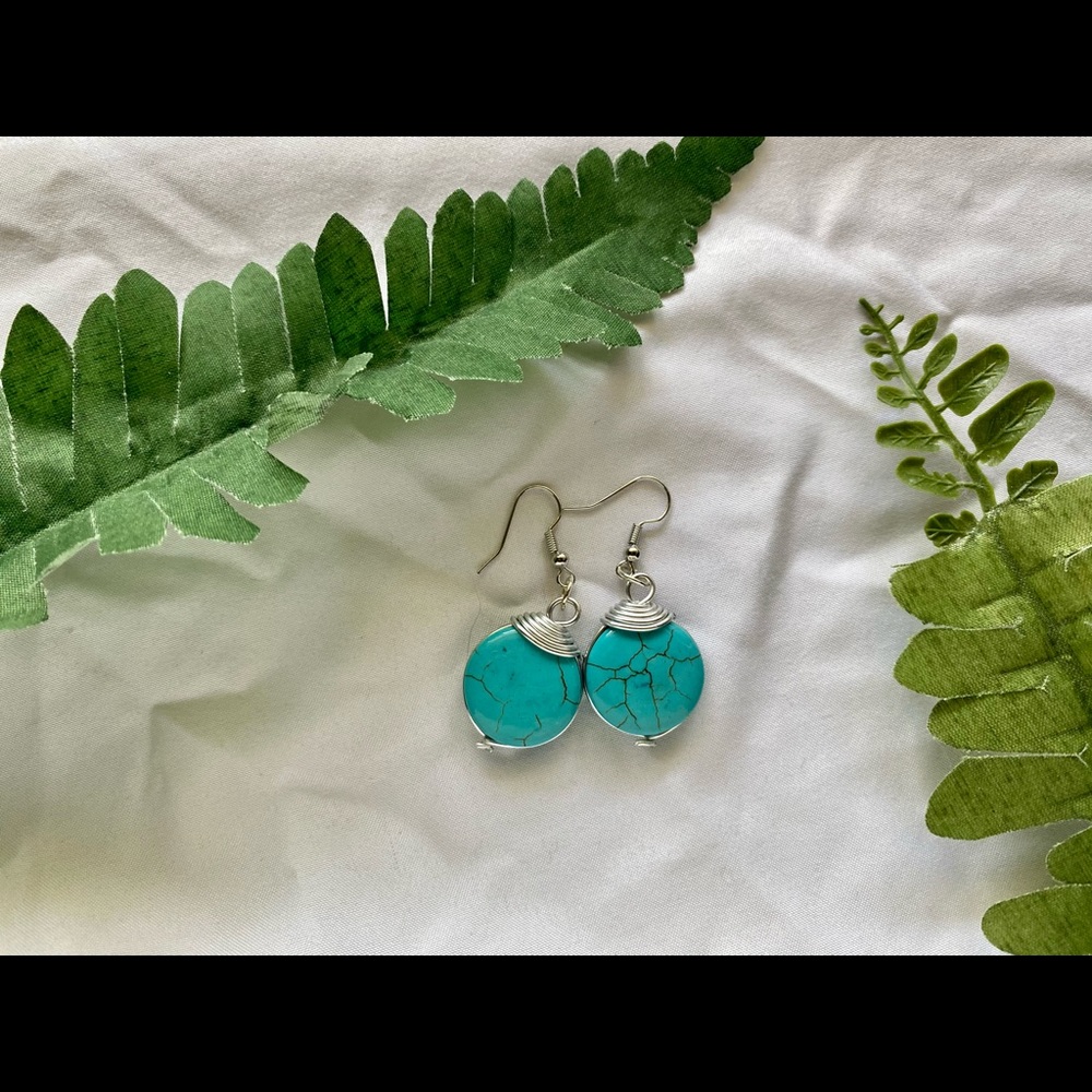 Turquoise gem earrings